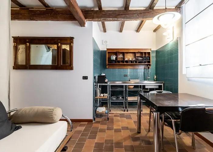 Mina Apartmanhotel *